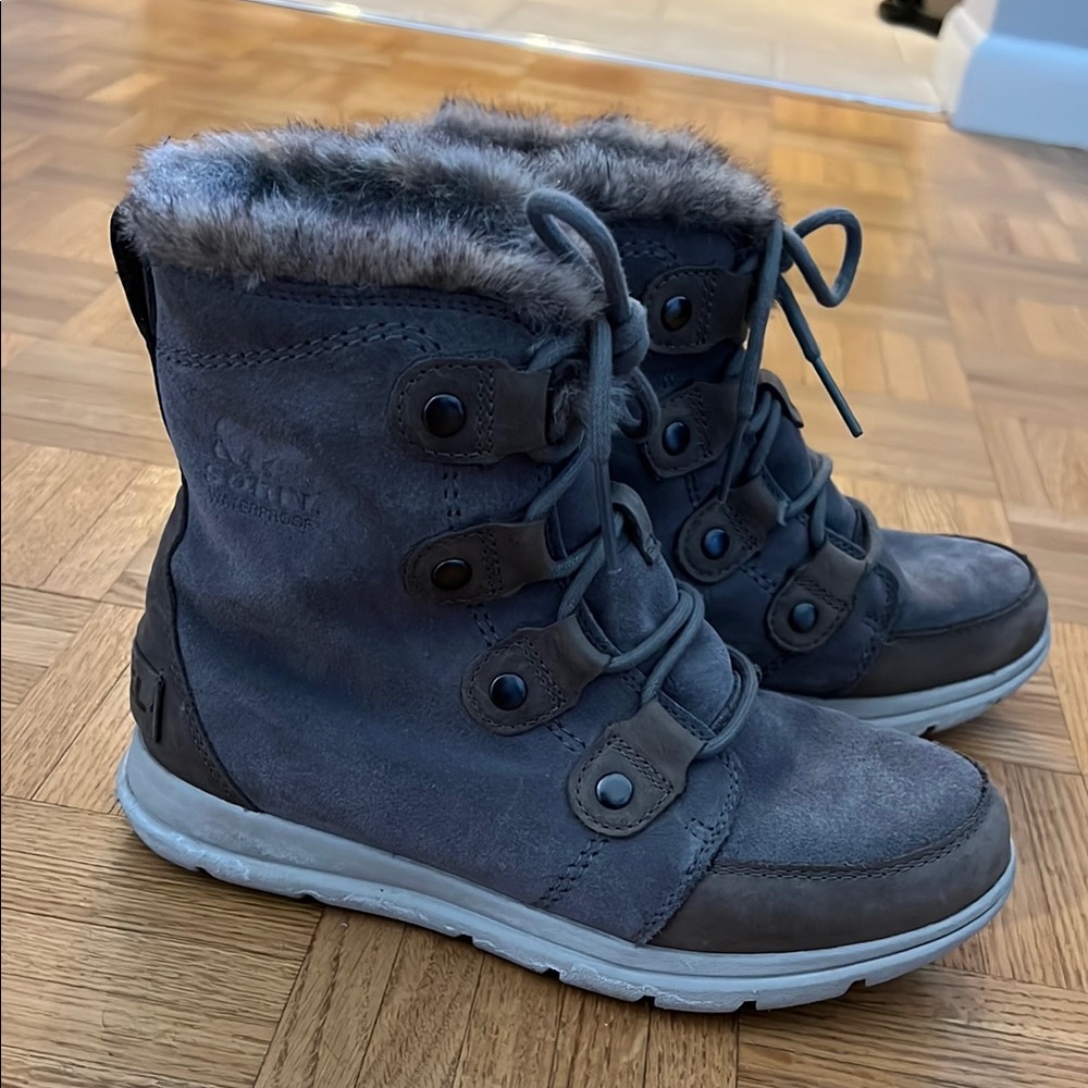 Sorel Women's Grey Winter Boots